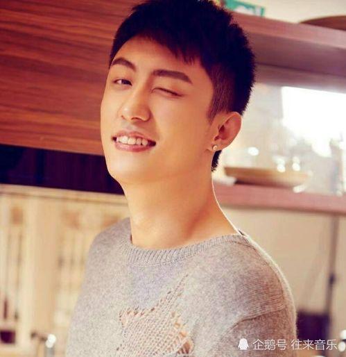 圈内爆料李现和黄景瑜,兄弟情深引热议